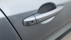 Nissan Juke 1.0 DiG-T N-Connecta 5dr Petrol Hatchback